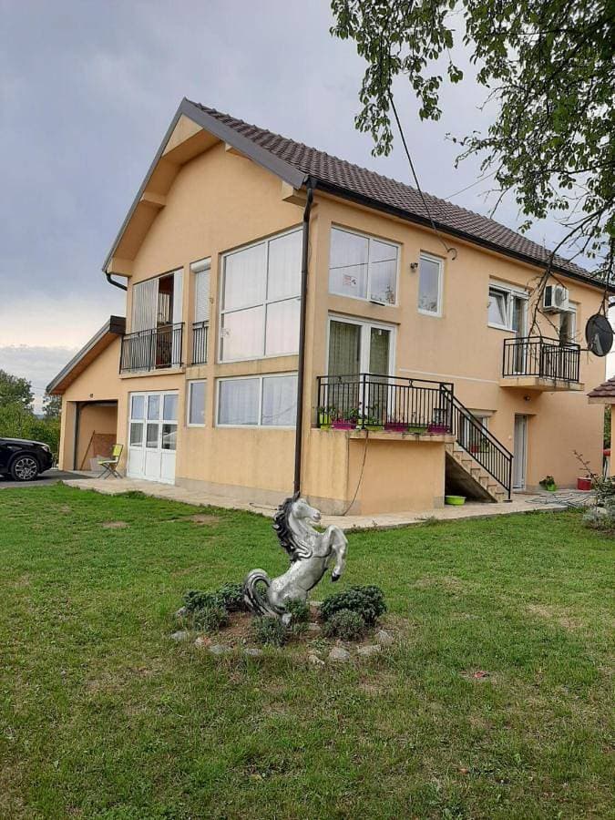 Foto 2 von 26: Two-Bedroom Apartment