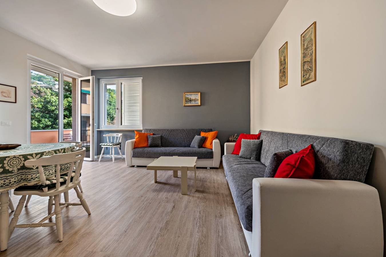 Foto 7 von 17: Ferienwohnung 'My Town Home' mit Balkon, WLAN und Klimaanlage