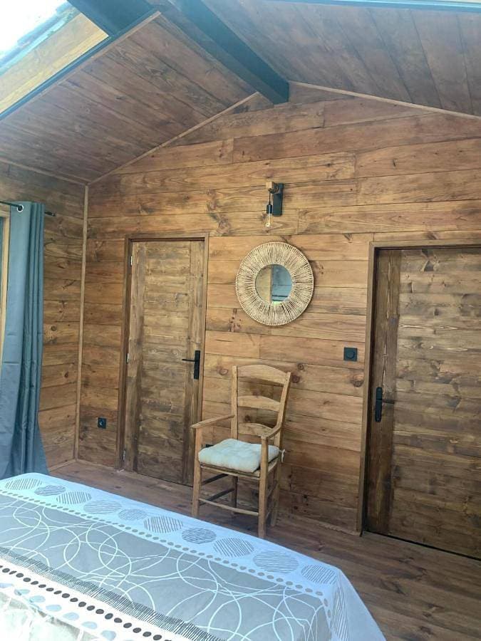Foto 3 von 12: One-Bedroom Chalet