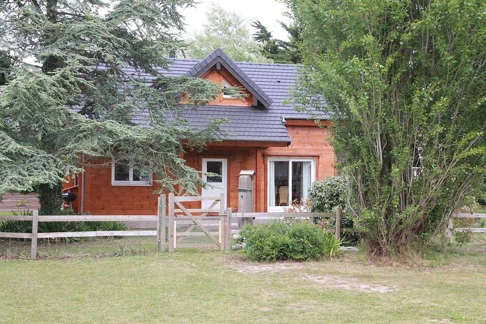 Chalet des Isles around the Golf course 1