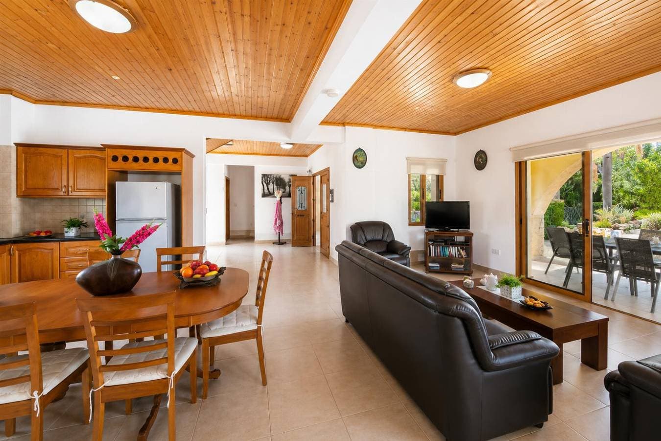 Foto 12 von 32: Villa für 8 Personen mit Garten