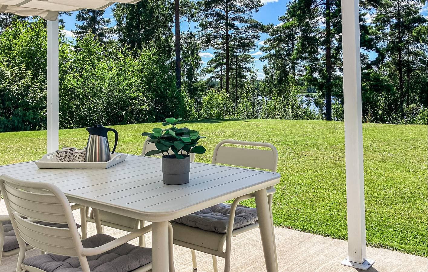 Foto 13 von 39: Ferienhaus für 5 Personen mit Seeblick