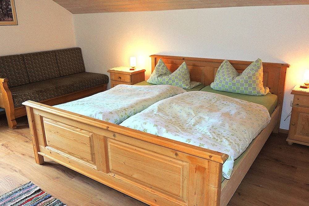 Foto 7 von 27: Schöne grosse renovierte Ferienwohnung mit 3 Schlafzimmern
