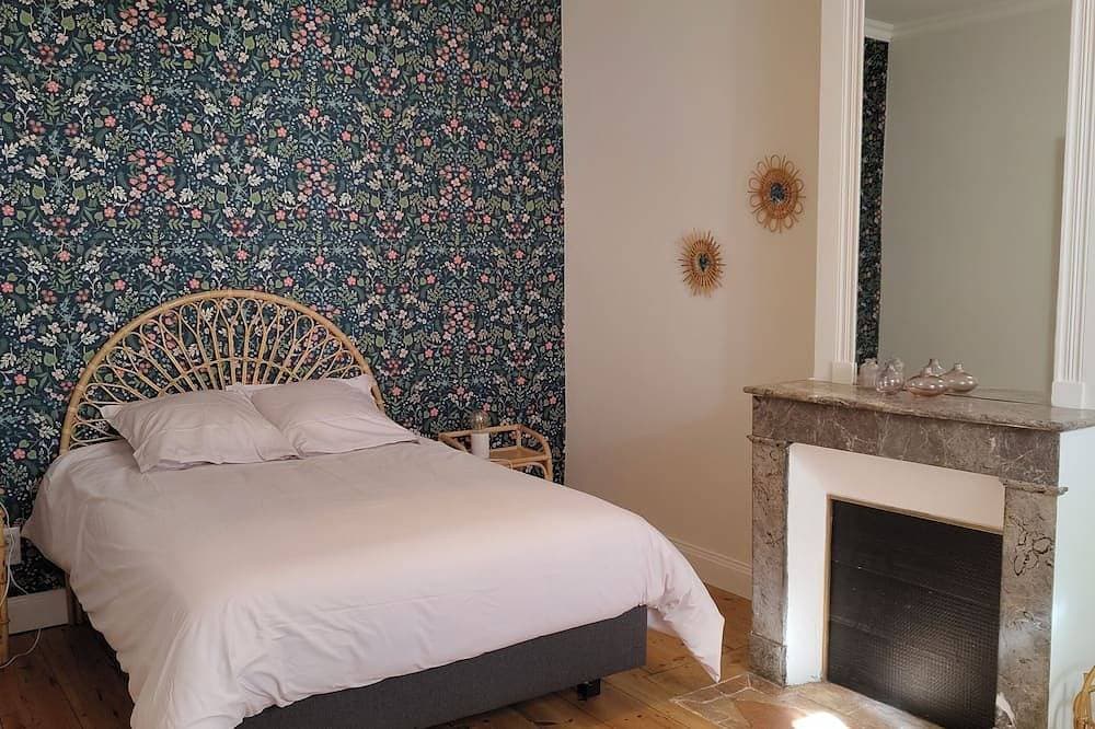 Foto 3 von 30: Large house with 14 beds, swimming pool overlooking vineyards between Blaye and Bordeaux
