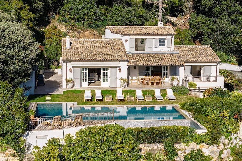 Mas Bellevue – Heated Pool & Exceptional Sea View 1