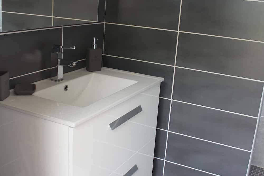 Foto 10 von 30: Luxusvilla - Panoramablick auf das Meer - Strandstrand - Schwimmbad & Jacuzzi