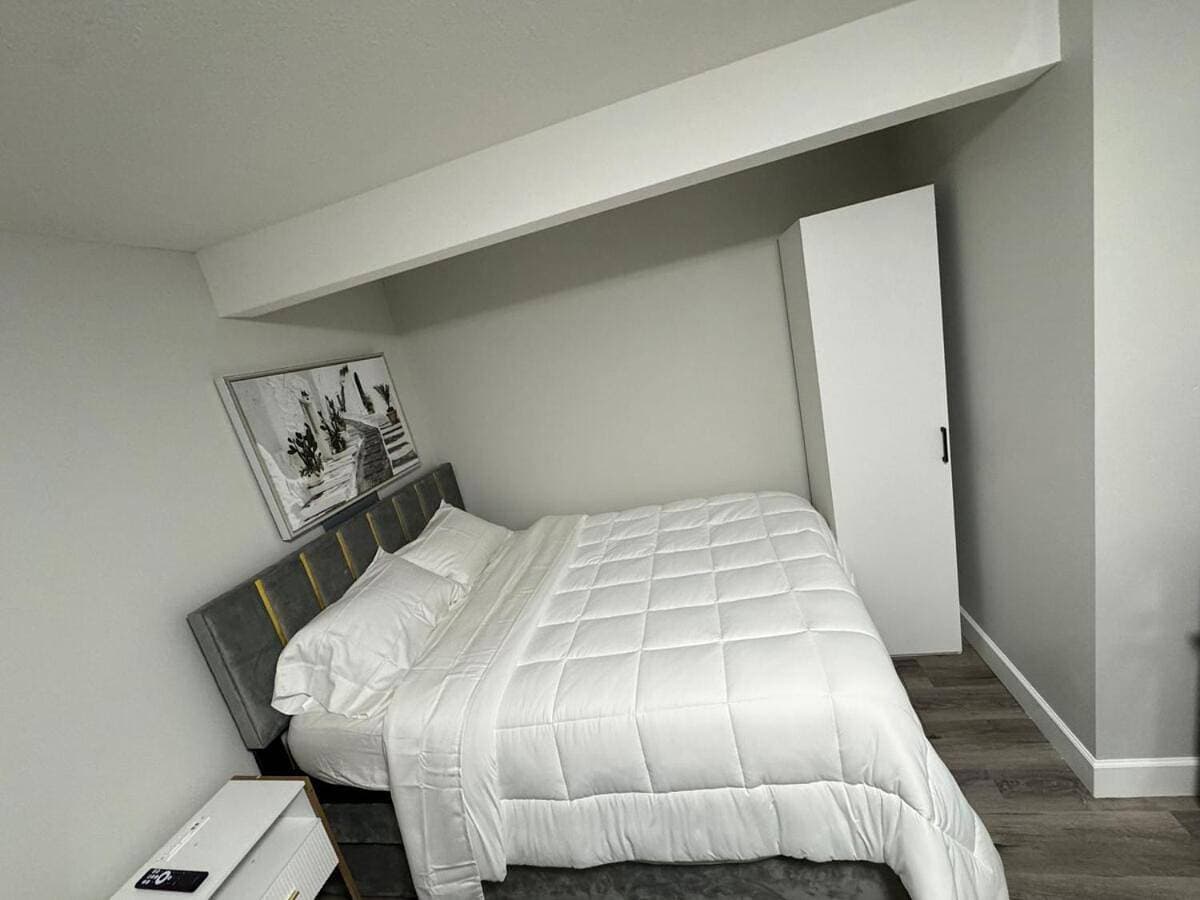 Foto 8 von 24: One-Bedroom Apartment