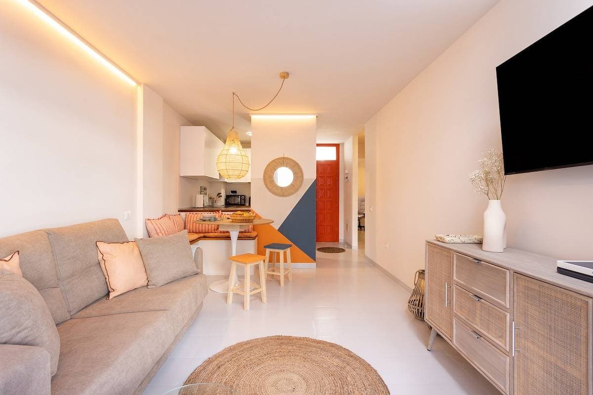 Foto 7 von 43: Ferienwohnung für 3 Personen mit Pool