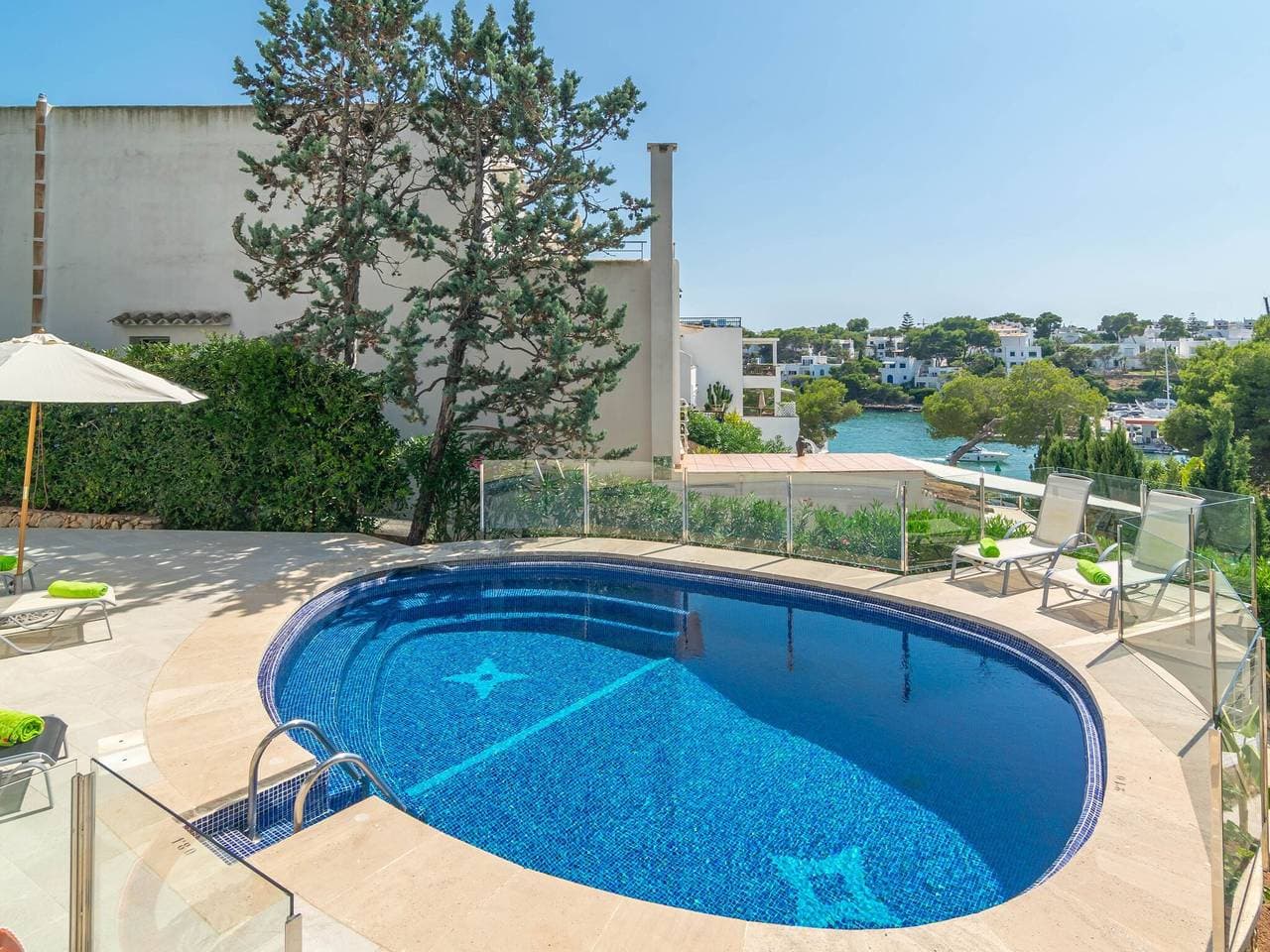 Cala Llonga - Ferienhaus Mit Privatem Pool 1