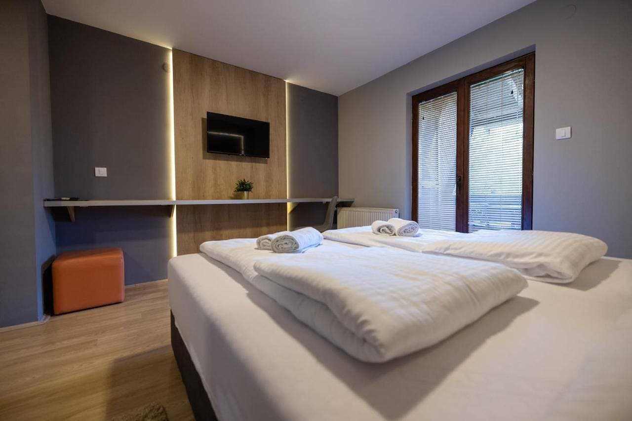 Foto 11 von 22: Double Room with Lake View
