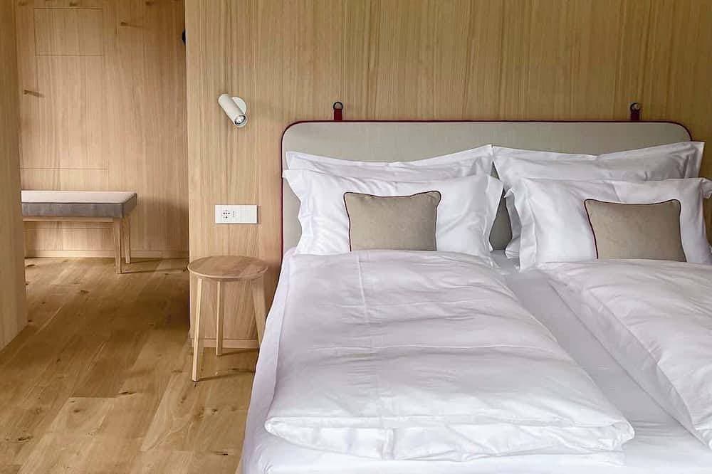 Foto 4 von 22: Surrounded by green - Luxury Chalet & Dolomites