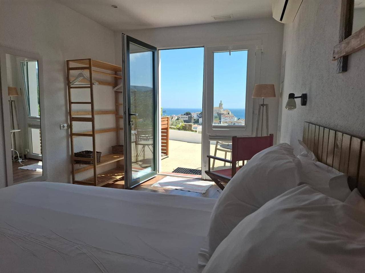 Foto 8 von 9: Small Double Room with City and Sea Views
