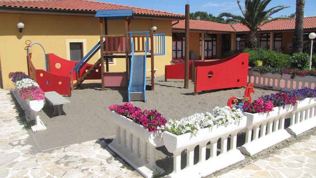 Foto 6 von 39: Mobilehome mit Klimaanlage, Terrasse und Pool