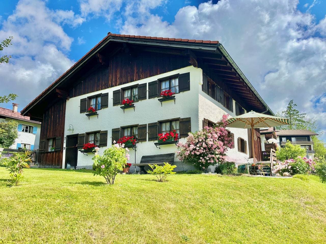 Alpblickhisle 1