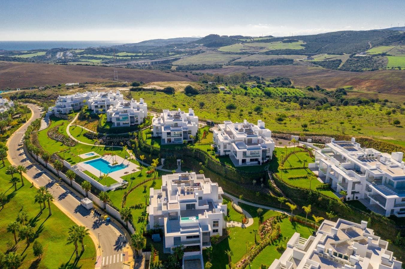 Foto 10 von 60: Stylish 3-Bed Apartment | Alcazaba Lagoon 1514