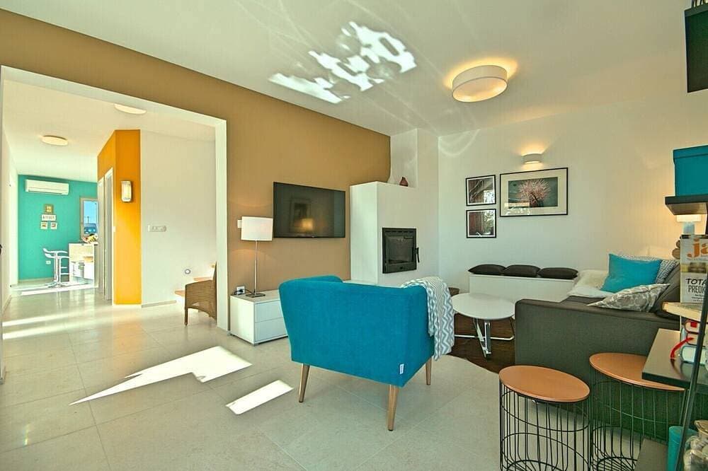 Foto 11 von 23: Vollständig umzäunt, privater Pool-beheizt, ruhig, modern, gemütlich, Meerblick