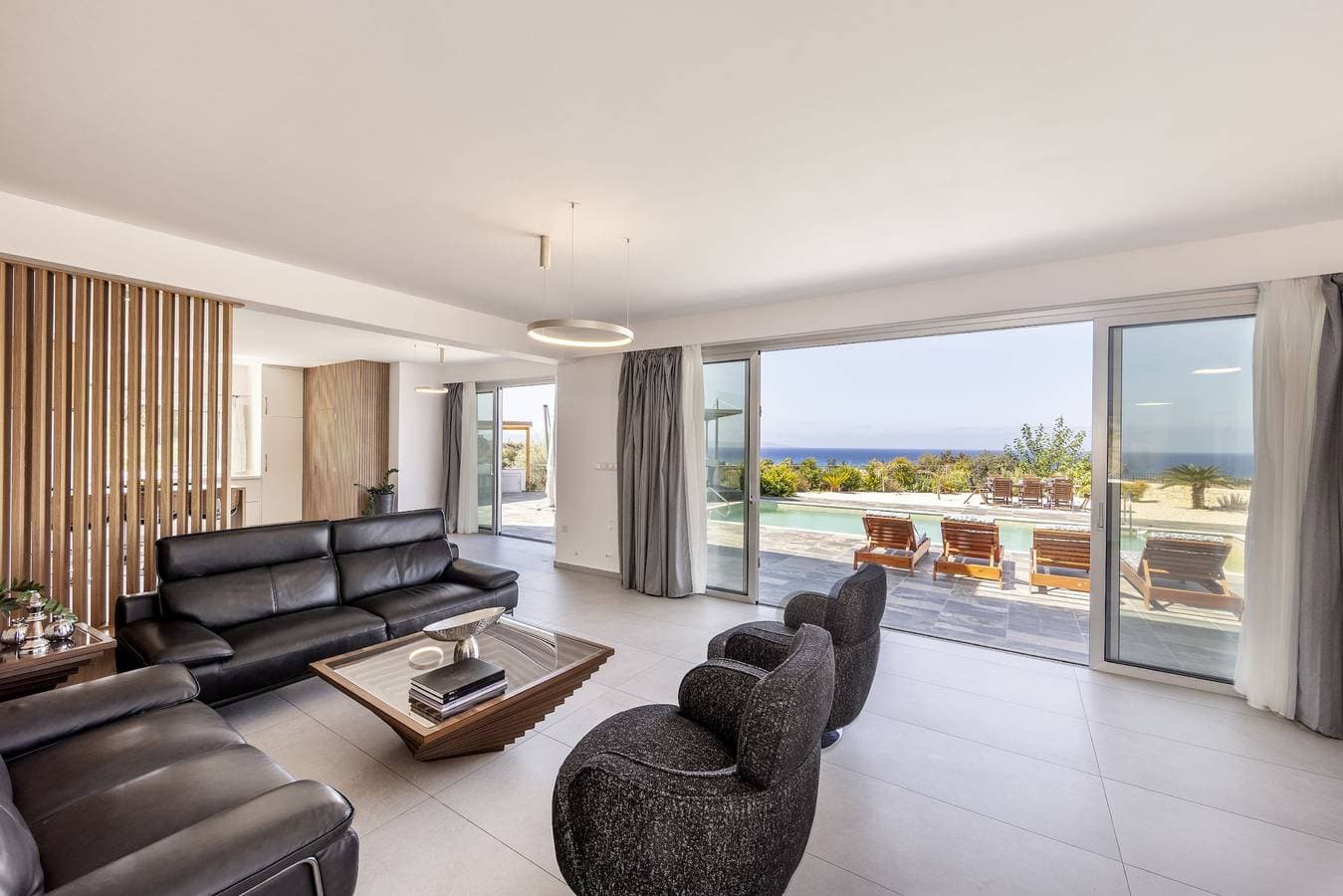 Foto 3 von 79: Villa für 8 Personen mit Ausblick