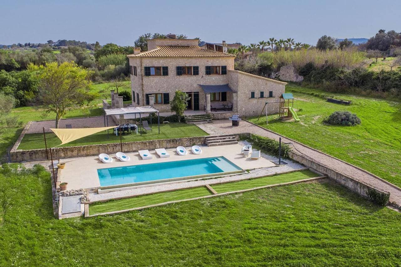 Foto 4 von 50: Villa