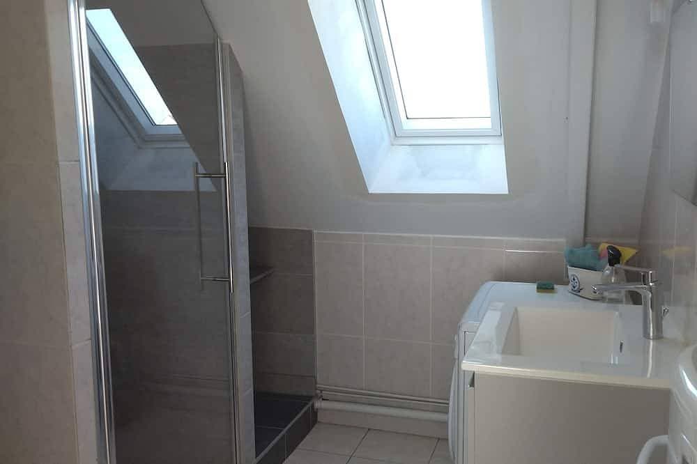 Foto 4 von 17: Sea View Apartment