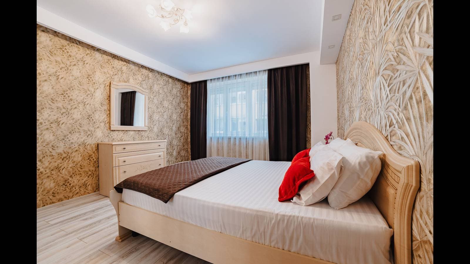 Foto 5 von 21: Besuchen Sie Rumänien von Brasov BnB 1