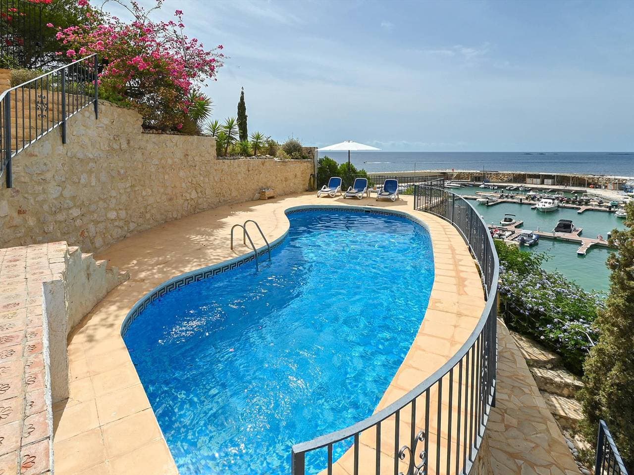 Villa mit Privatpool, Meerblick - 6 Pers. 1
