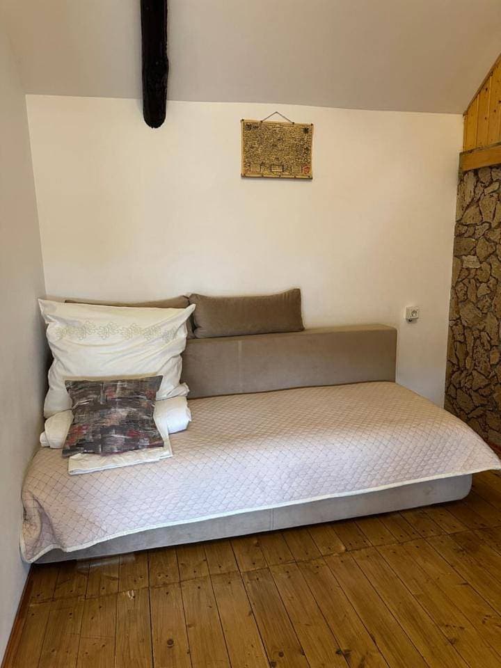 Foto 13 von 16: Triple Room with Private Bathroom