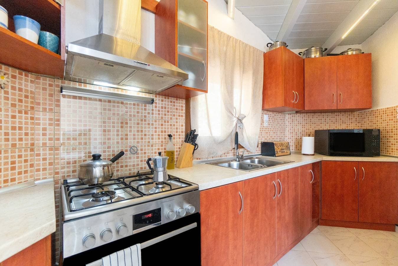 Foto 6 von 23: Ferienhaus 'Victoria's House' mit Meerblick, WLAN und Klimaanlage