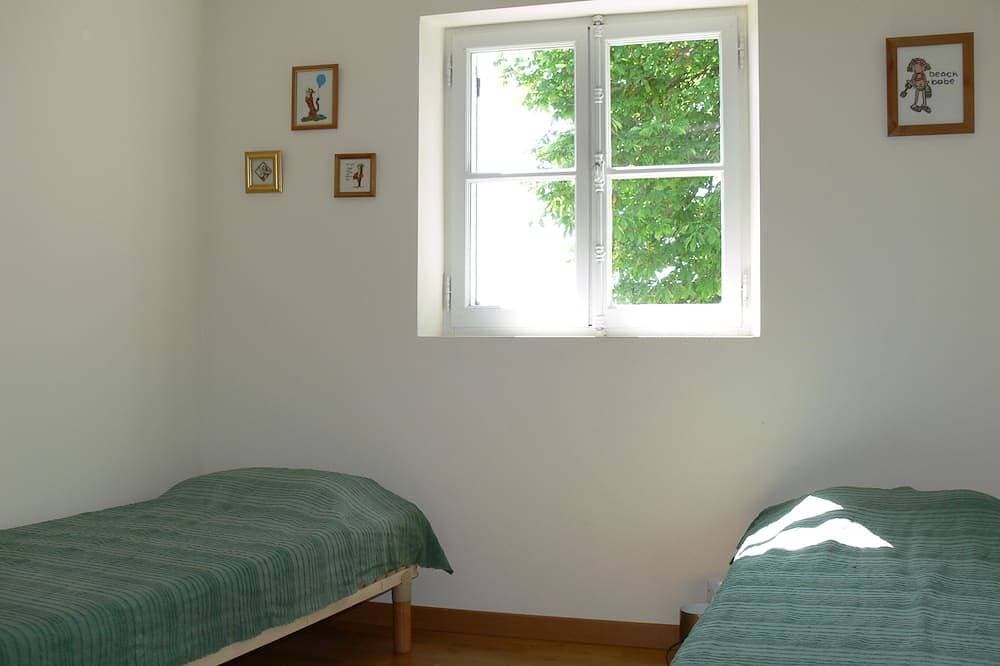 Foto 4 von 19: Les Marronniers, Villa mit Pool auf Weinberg in Drome Provençale