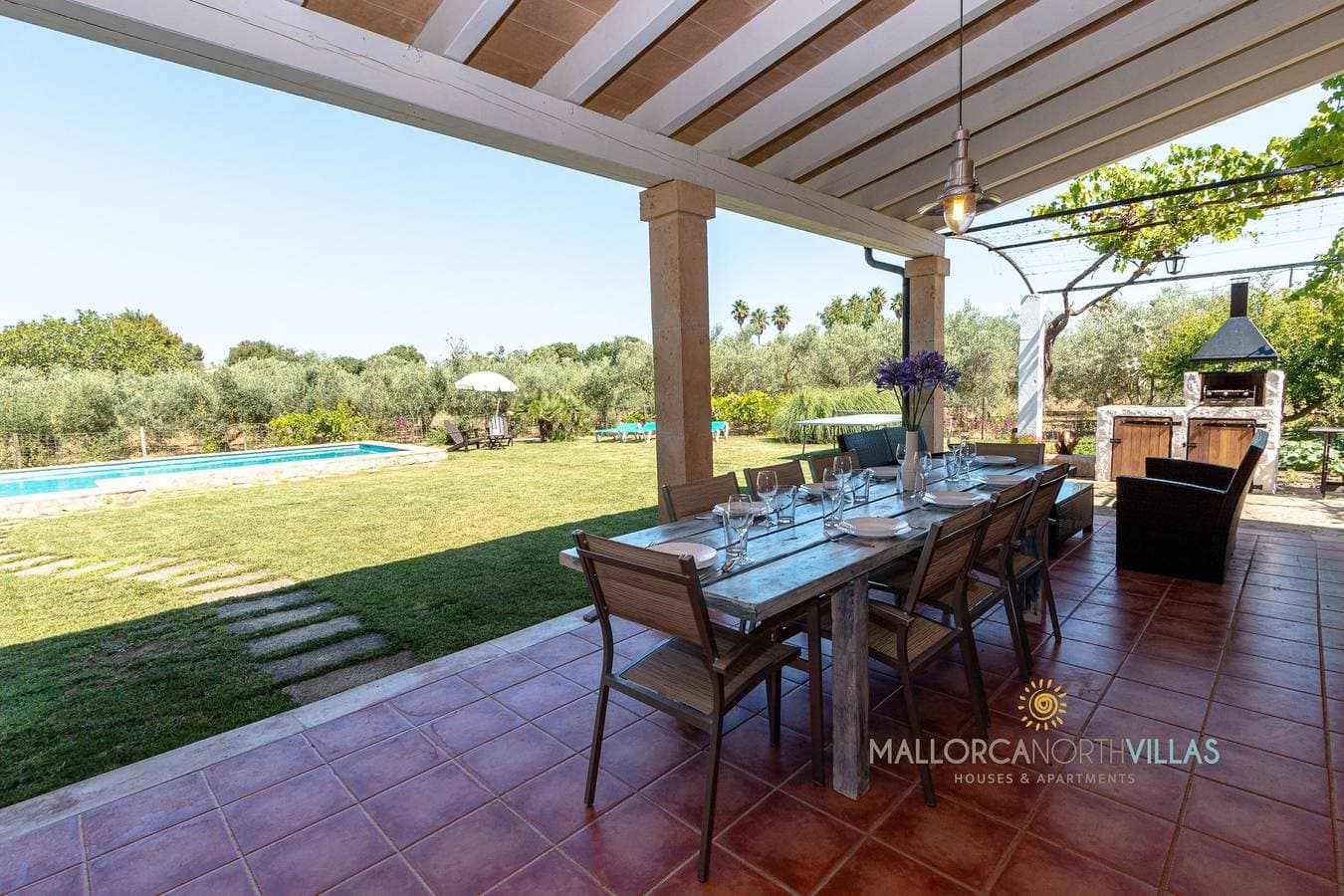 Foto 7 von 37: Villa für 8 Personen mit Terrasse