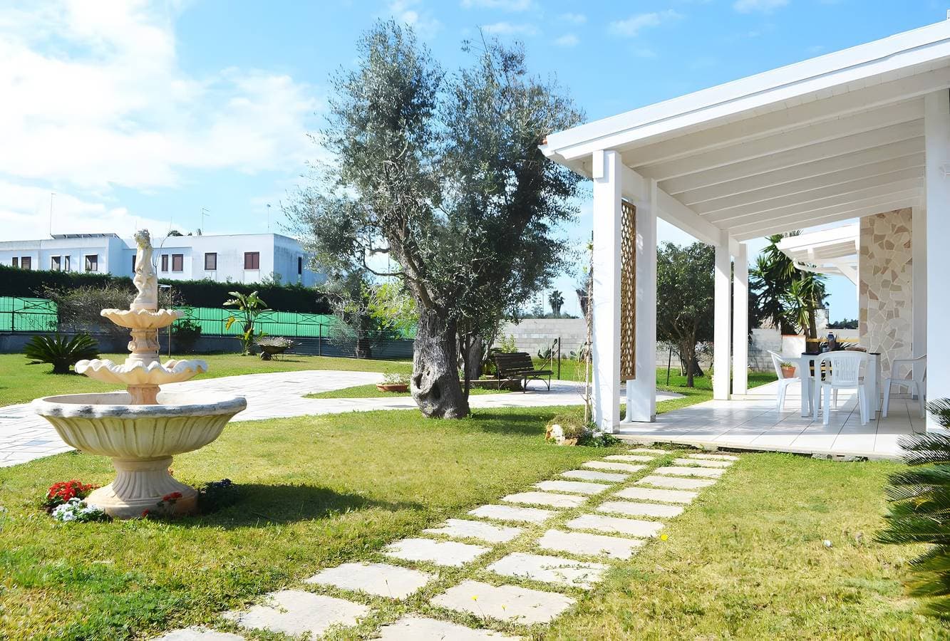Foto 2 von 45: Ferienhaus 'Punta Rosa A S Foca' mit privatem Garten und Klimaanlage