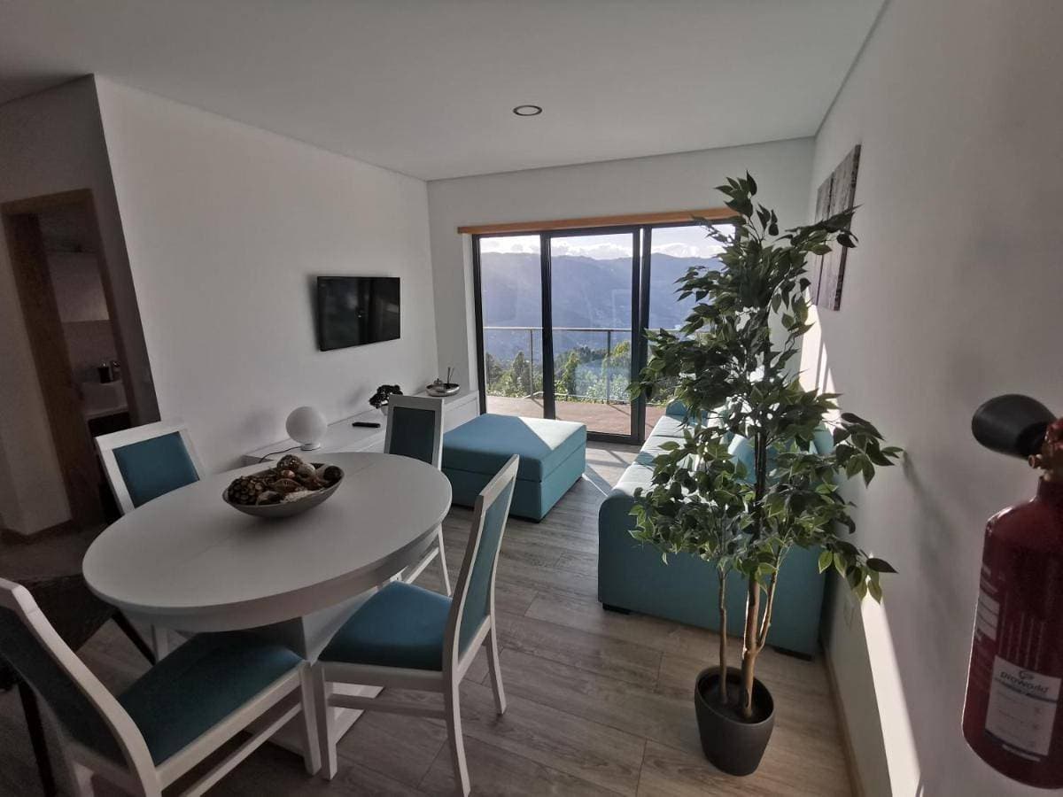 Foto 5 von 29: Two-Bedroom Apartment