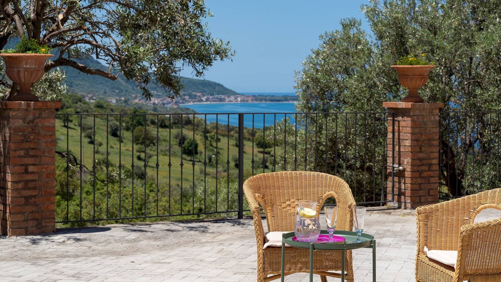 Foto 6 von 47: Villa für 12 Personen mit Garten
