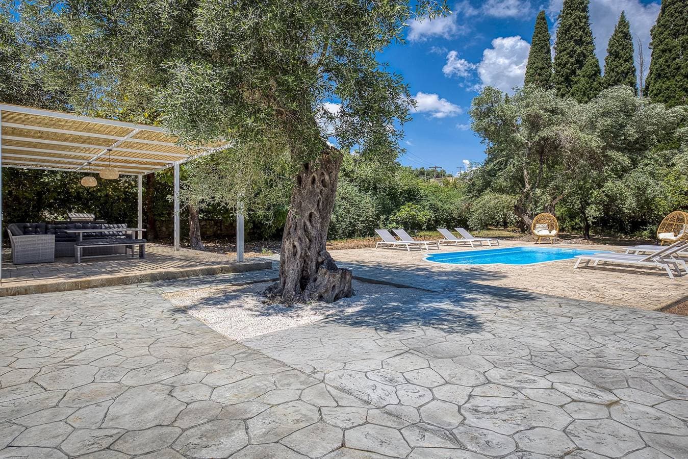 Foto 13 von 62: Villa für 8 Personen mit Garten