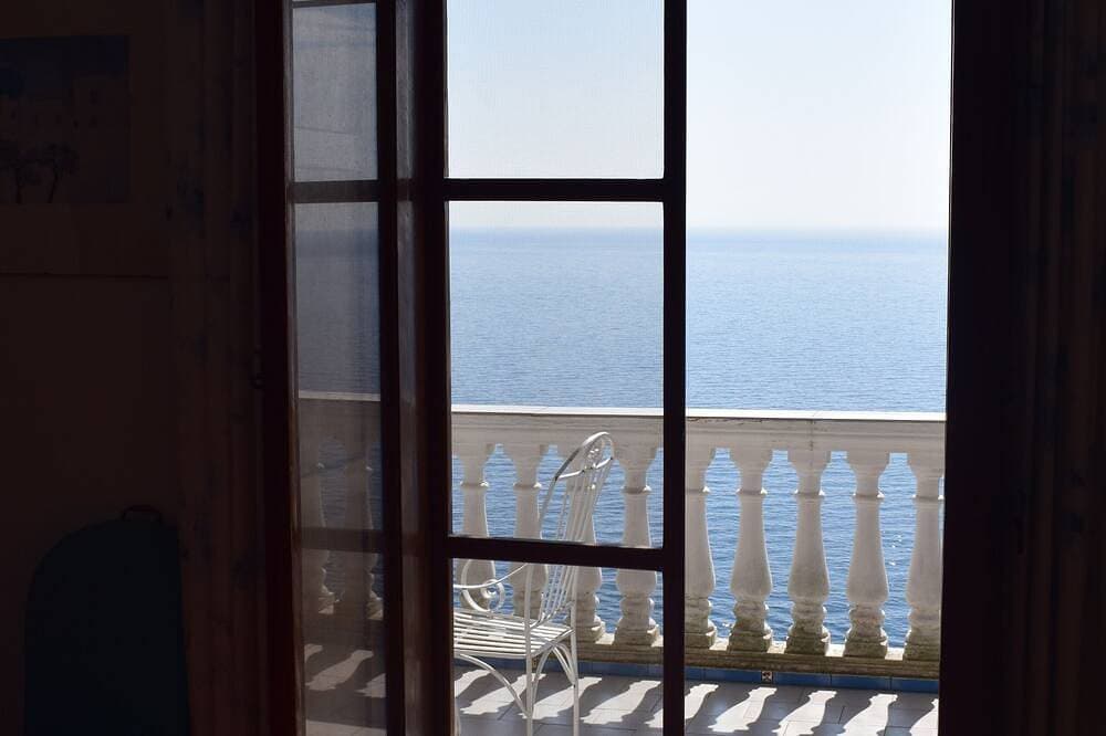 Foto 7 von 30: Casa Rossella – Panoramic Sea View Terrace in Amalfi | For 2