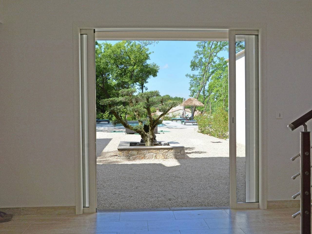 Foto 9 von 38: Villa für 6 Personen mit Garten