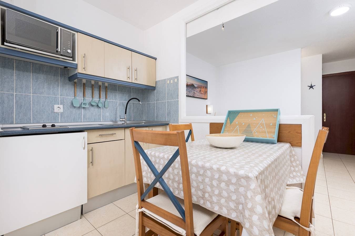Foto 10 von 28: Ferienwohnung für 3 Personen mit Terrasse