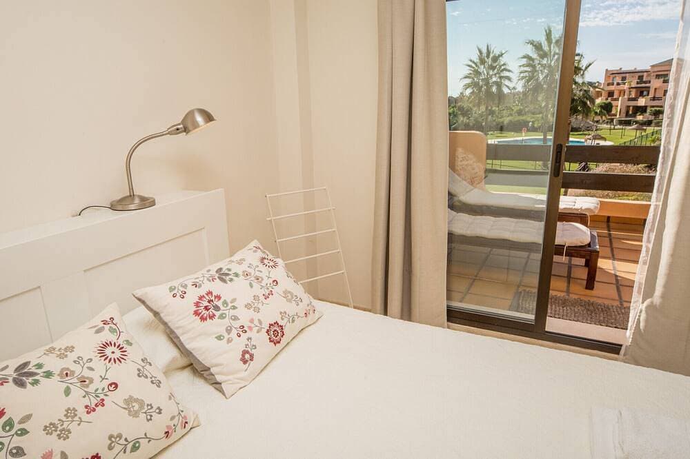 Foto 3 von 23: Casares Beach Apt 412
