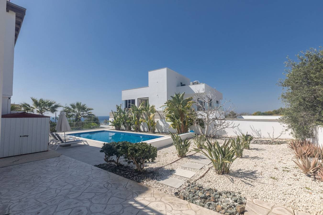 Foto 5 von 28: Villa für 10 Personen mit Garten