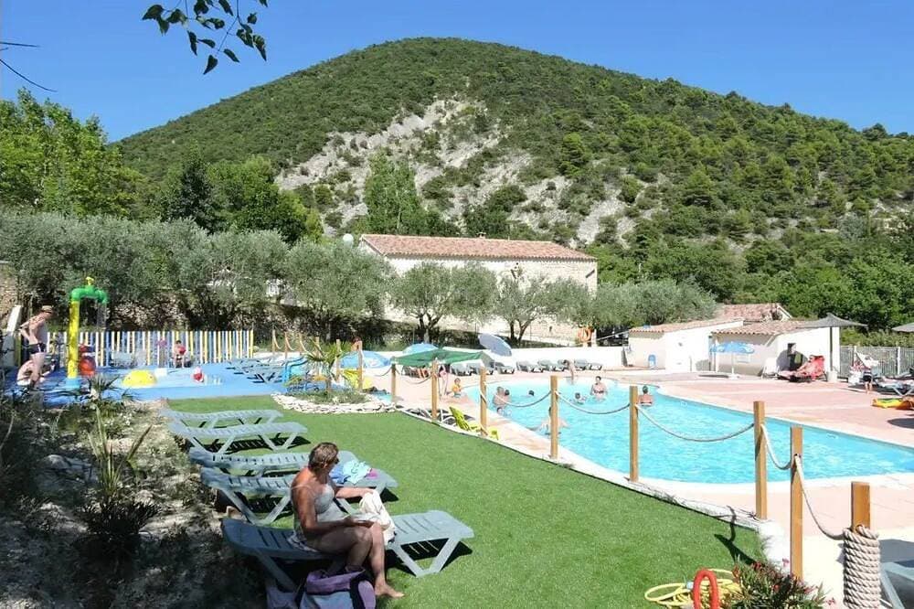 Foto 5 von 15: Camping 4 étoiles - Piscine  - ccbgdai