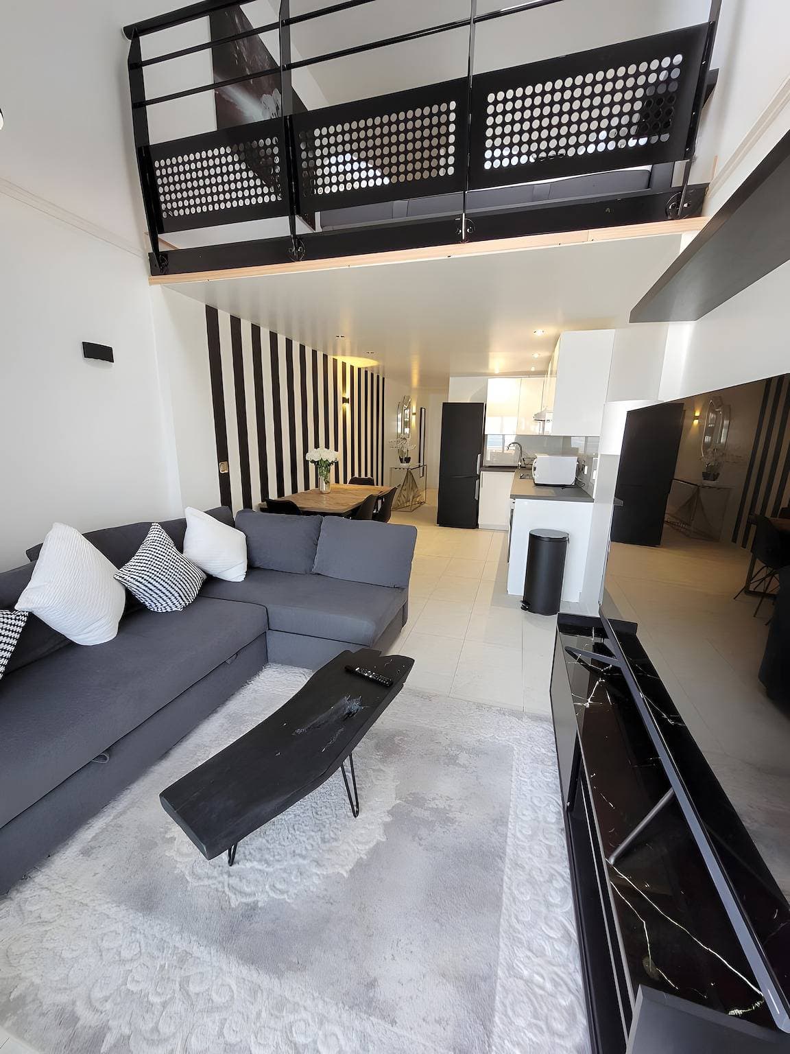 Foto 4 von 39: Appartement Couleur océan – Pool, Strandzugang & Meerblick