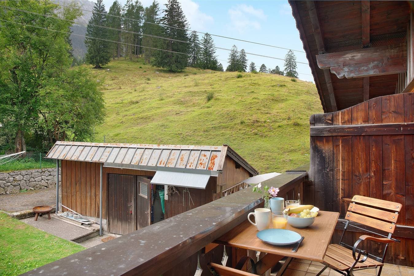 Foto 11 von 29: Einzimmerapartment 'Alpspitznest' mit Bergblick, Balkon und Wi-Fi