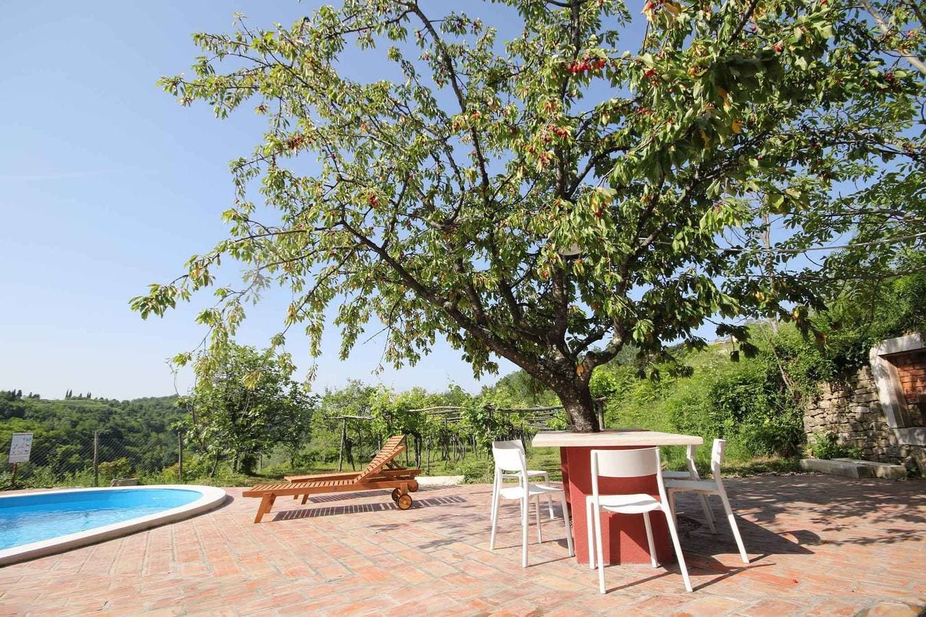 Foto 5 von 50: Ferienhaus mit Pool, Klimaanlage, Grill und in ruhiger Lage