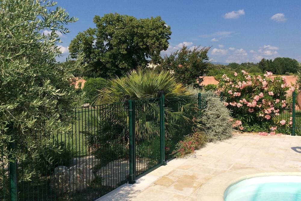 Foto 9 von 19: Charmantes Mas mit Pool auf 3800m², Mont Ventoux und Dentelles de Montmirail