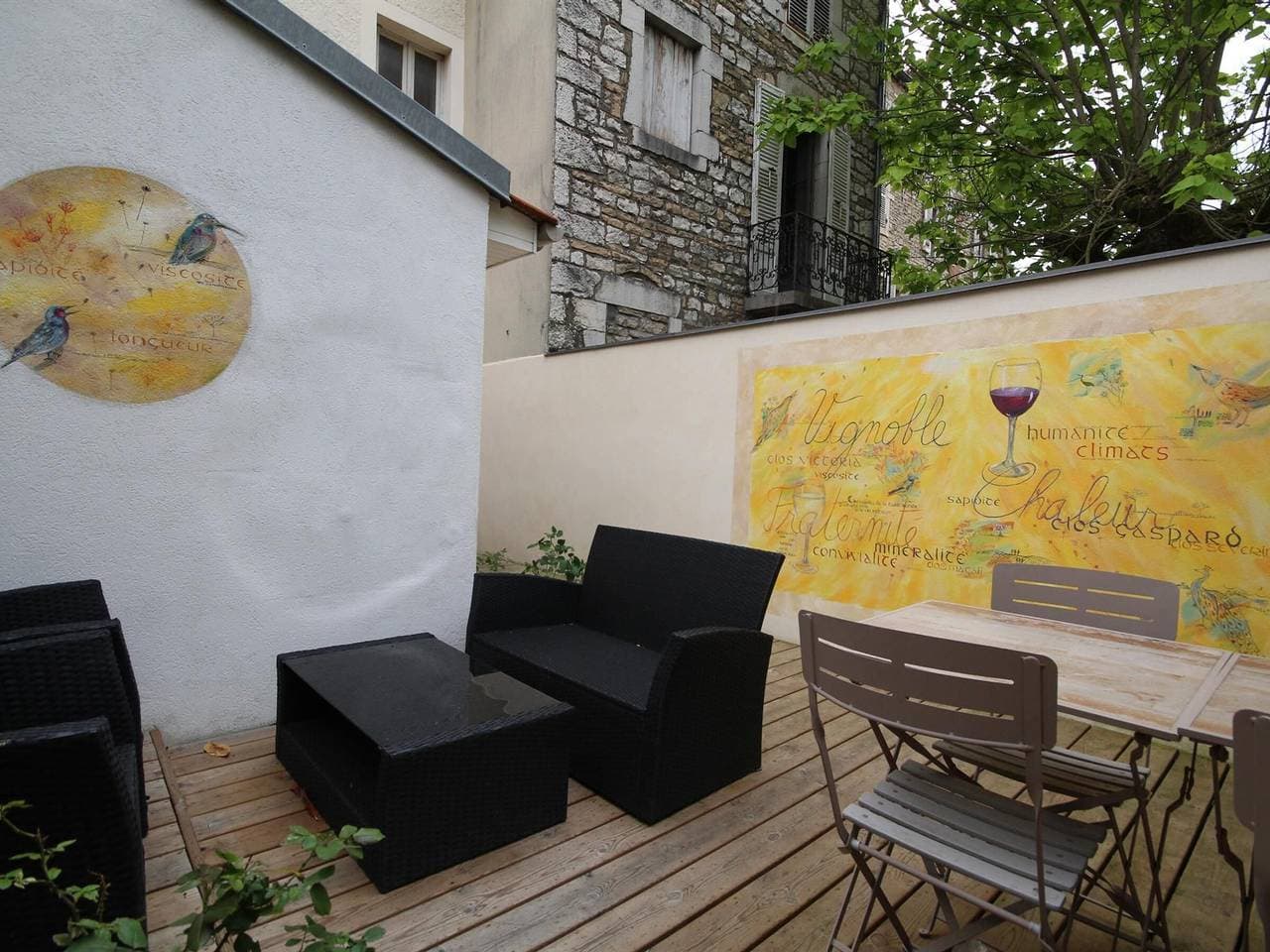 Foto 5 von 24: Stadthaus in Nuits-Saint-Georges mit Terrasse und Parkplatz