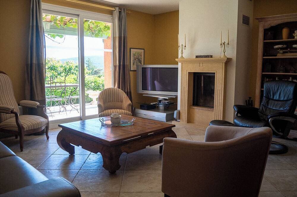 Foto 13 von 30: Pleasant single-storey house, sleeps 7, unobstructed view, private pool.