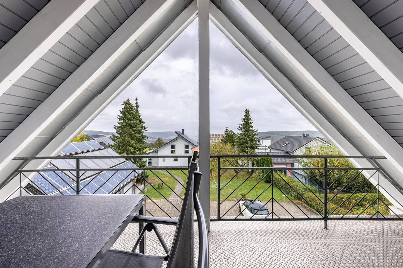 Foto 10 von 39: Ferienwohnung Christine mit Bergblick, privater Terrasse und WLAN