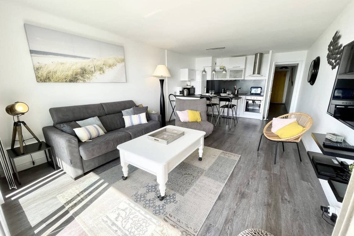 Foto 12 von 34: Ferienwohnung für 4 Personen mit Pool