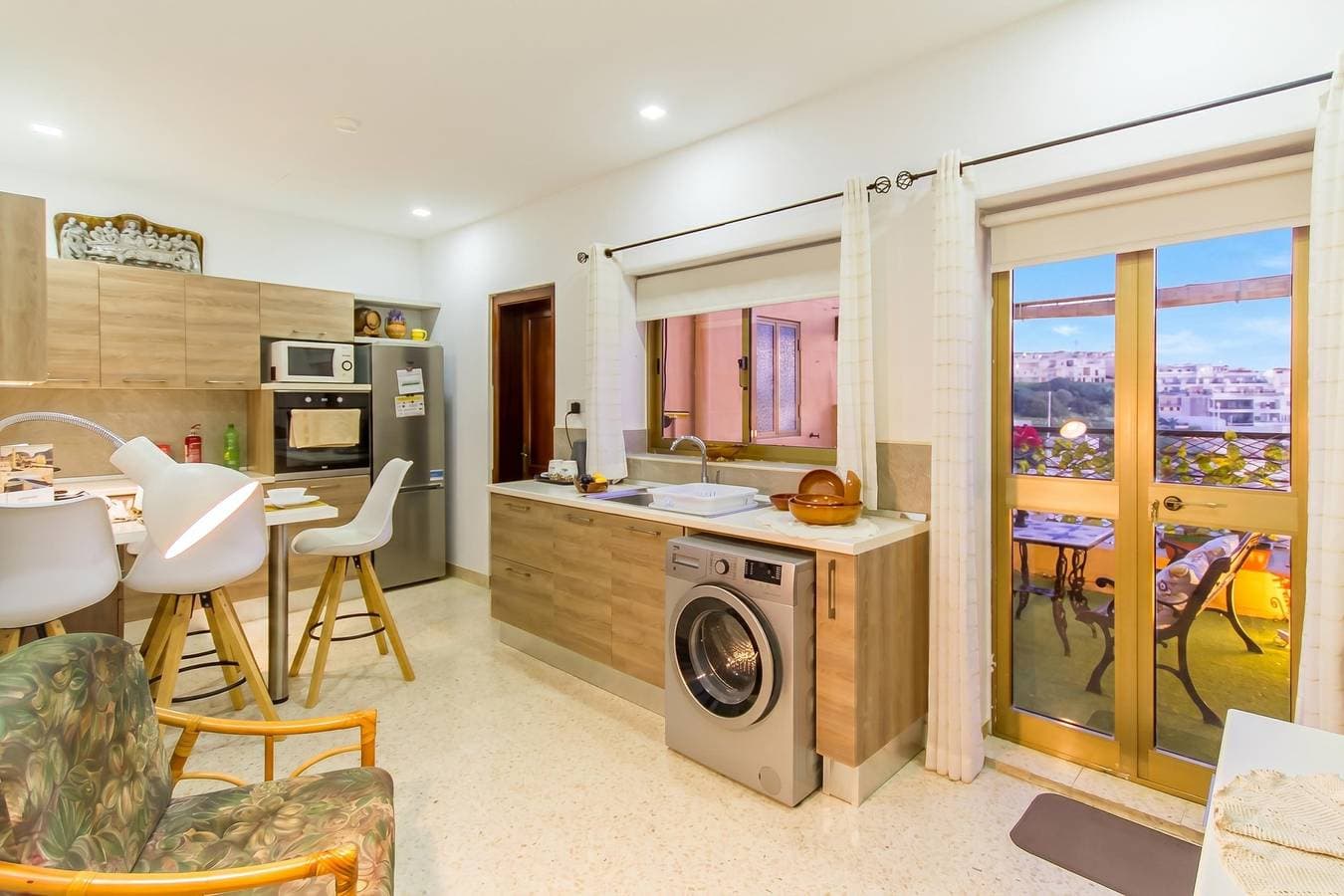 Sunny Maltese townhouse Madonnina Kalkara 1