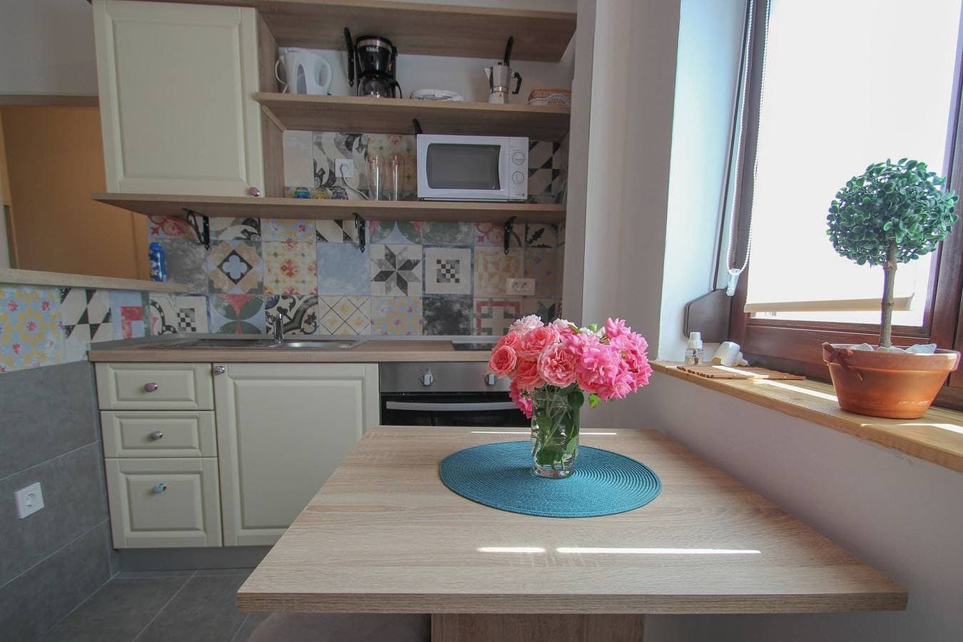 Foto 5 von 25: Bezauberndes Studio-Apartment nur 200 Meter zum Strand mit eigener Galerie