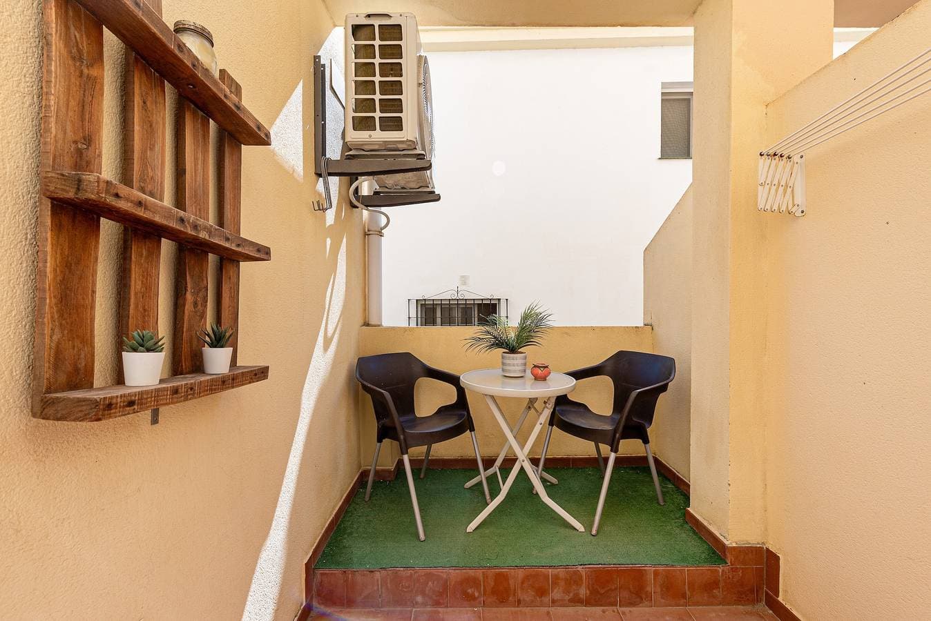 Foto 2 von 21: Ferienwohnung 'La Casita De La Playa' mit privater Terrasse, Wi-Fi und Klimaanlage